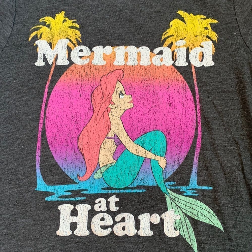 Disney Ariel Little Mermaid Princess Fitted Graphic T-shirt Girls L Gray